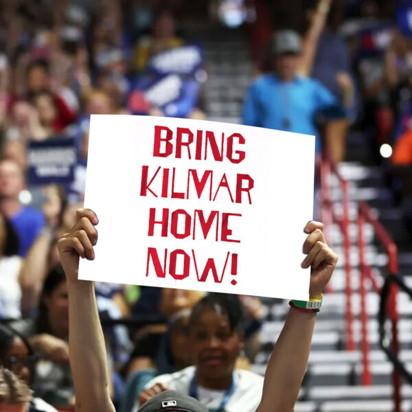 Bring Kilmar Home Now Yard Sign